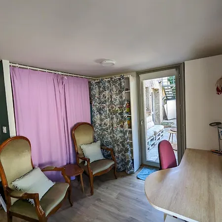 La Cigale Et La Fourmi Apartment Nimes Exterior photo