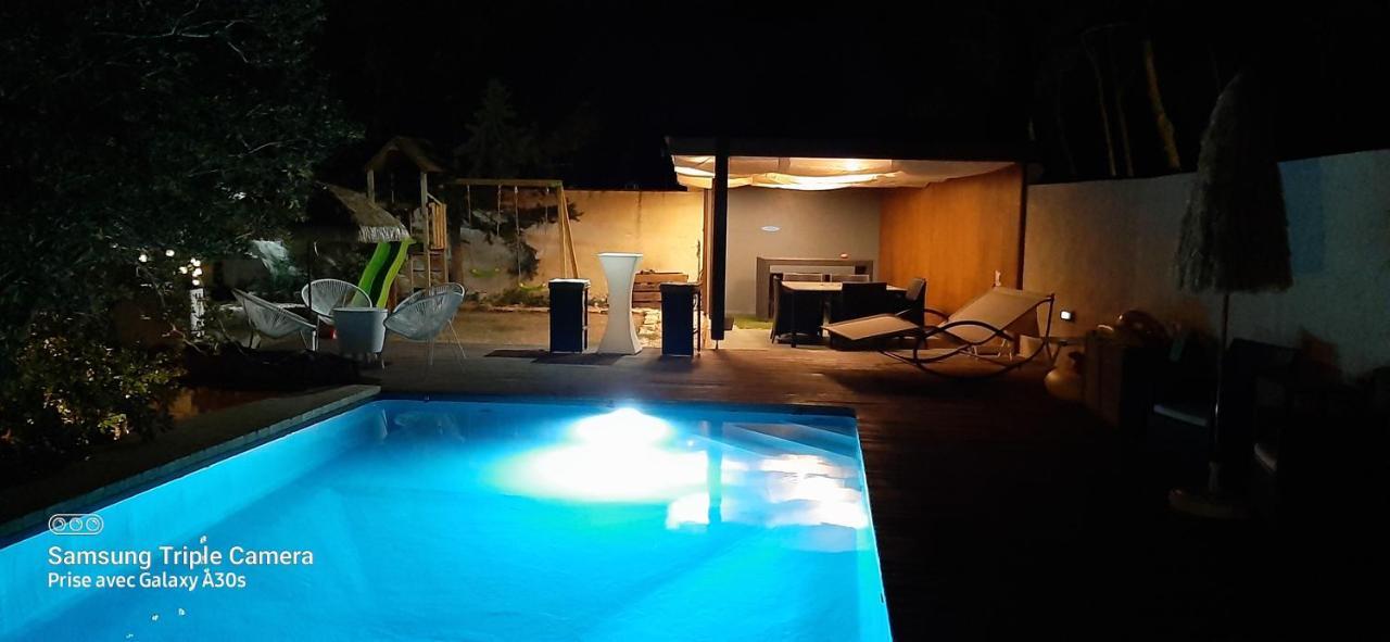 La Cigale Et La Fourmi Homestay *