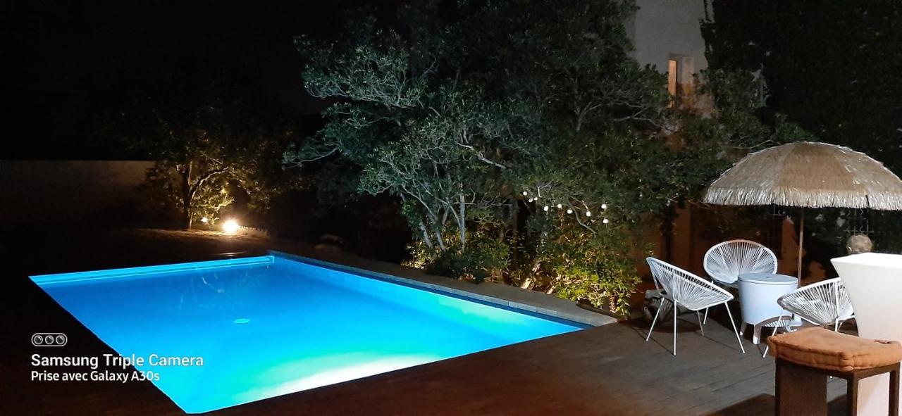 La Cigale Et La Fourmi Homestay Nimes
