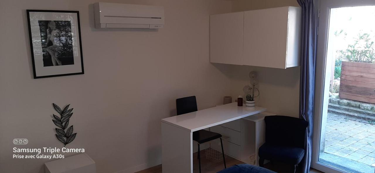 La Cigale Et La Fourmi Homestay *