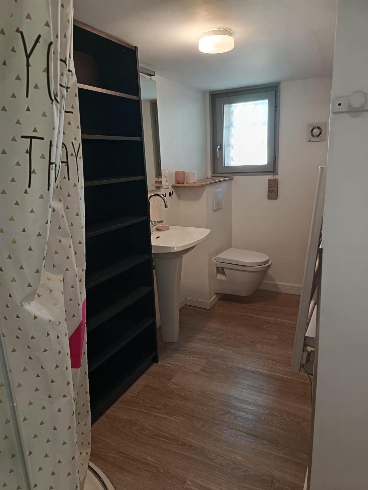 La Cigale Et La Fourmi Homestay *
